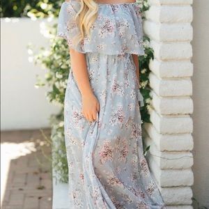 Jeanie Off the Shoulder Maxi Dress